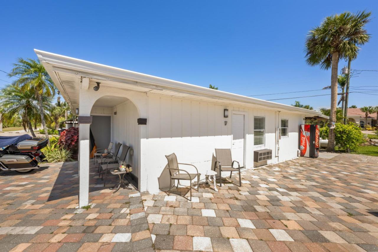 2 Bed Cottage With Pool, Close To Beach! Bbq Grills & Patio Fort Myers Zewnętrze zdjęcie